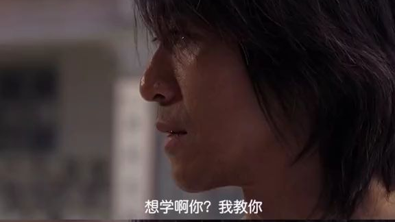 好听的音乐配上精准的步伐,让周星驰 来教你步伐